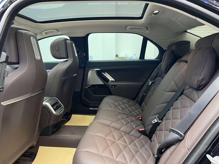BMW X3 2024 car image #9