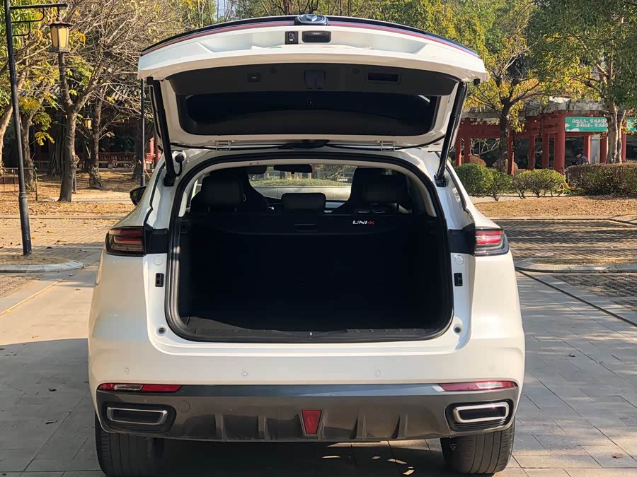 Changan UNI-K iDD 2022 #9 Changan UNI-K iDD 2022 car image #9