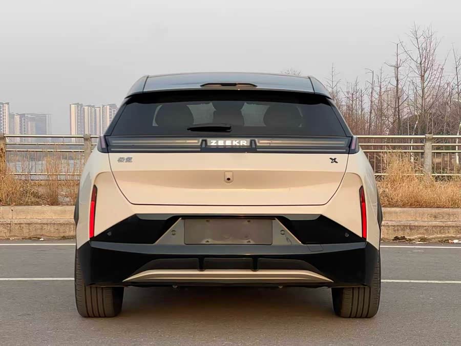 Zeekr X 2024 #9 Zeekr X 2024 car image #9