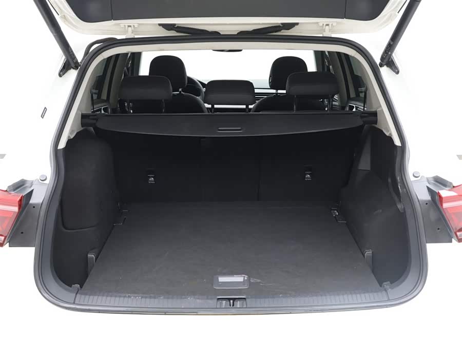 Volkswagen Tiguan L New Energy 2022 car image #9