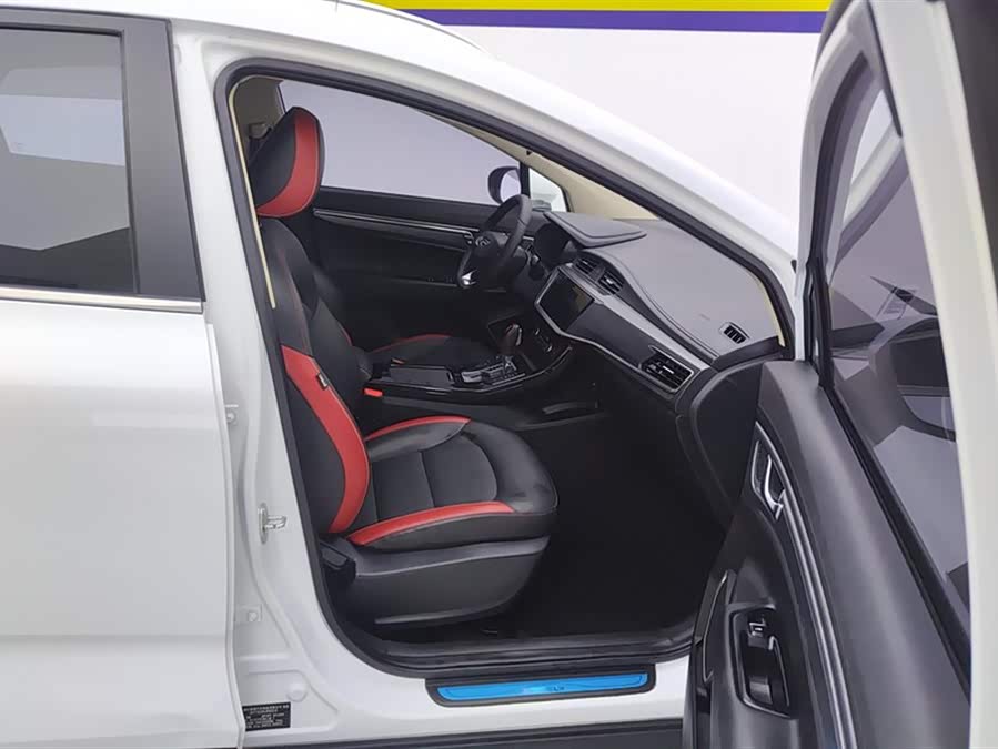GEELY Emgrand GS 2021 car image #9