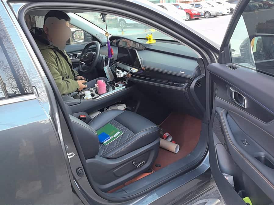 Changan UNI-K iDD 2022 car image #9