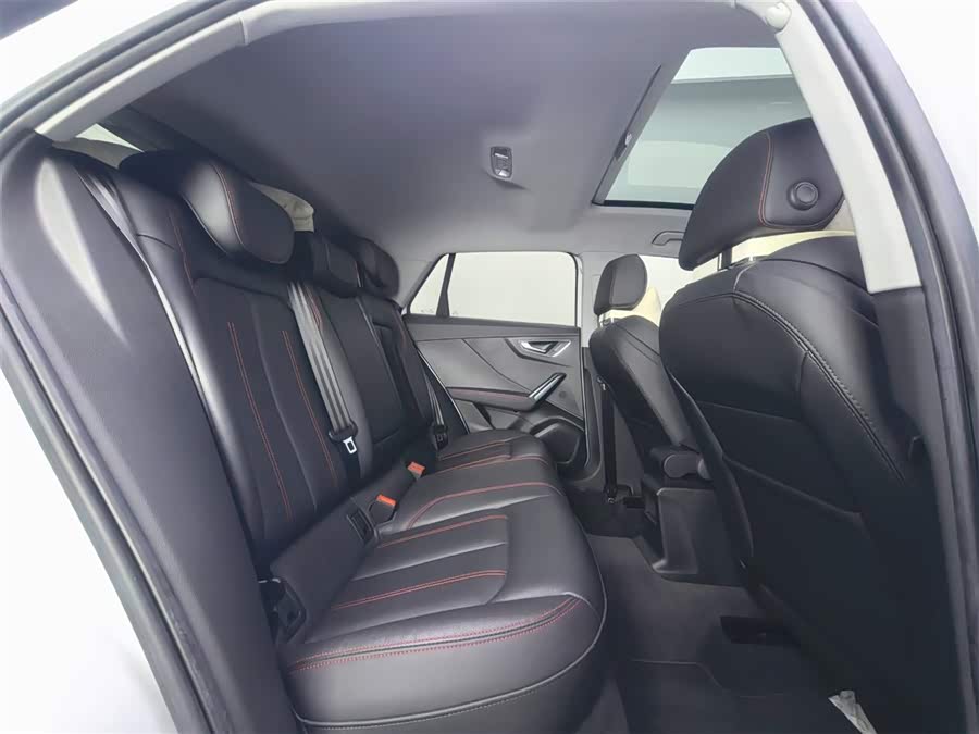 Audi Q2L 2023 #9 Audi Q2L 2023 car image #9