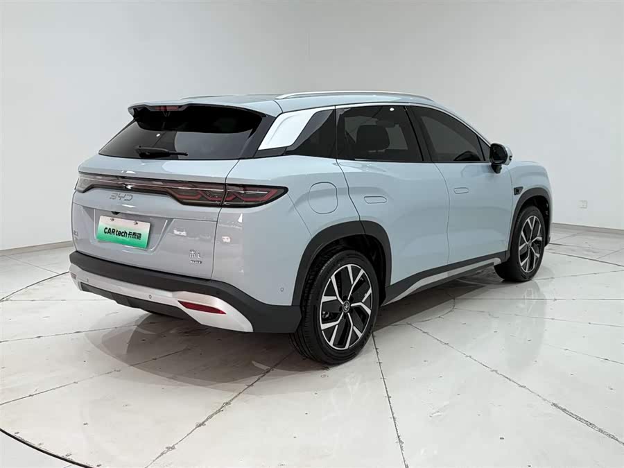 BYD SongL DM-i 2025 #9 BYD SongL DM-i 2025 car image #9