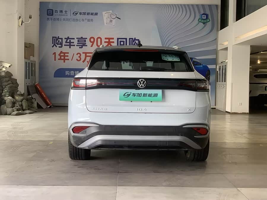 Volkswagen ID.4 X 2022 immagine di auto #9