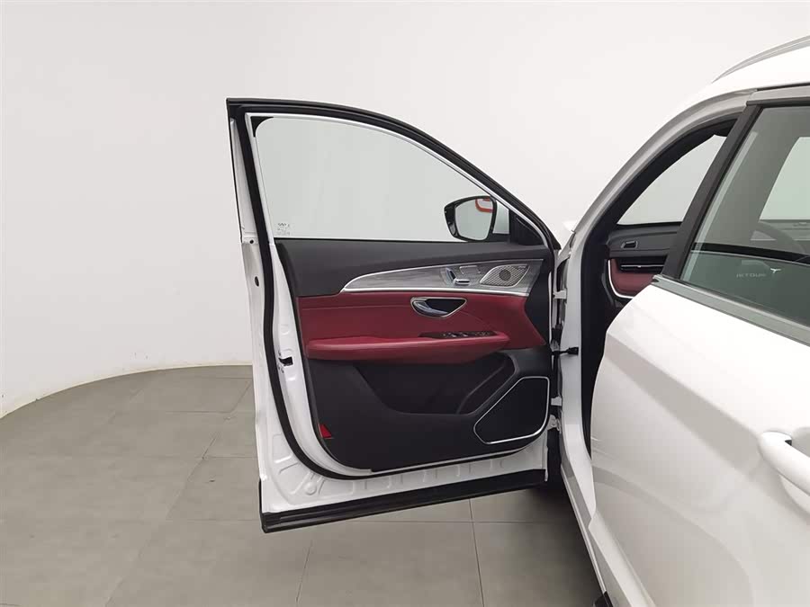 Jetour X70 PLUS 2022 car image #9
