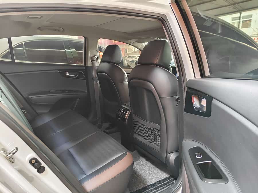 起亚 凯绅 2018 汽车图片 #9