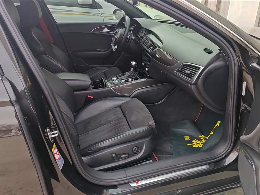 Audi S6 2015 car image #9