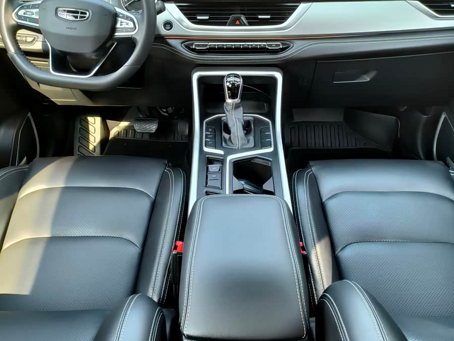 GEELY Vision X6 2020 car image #9