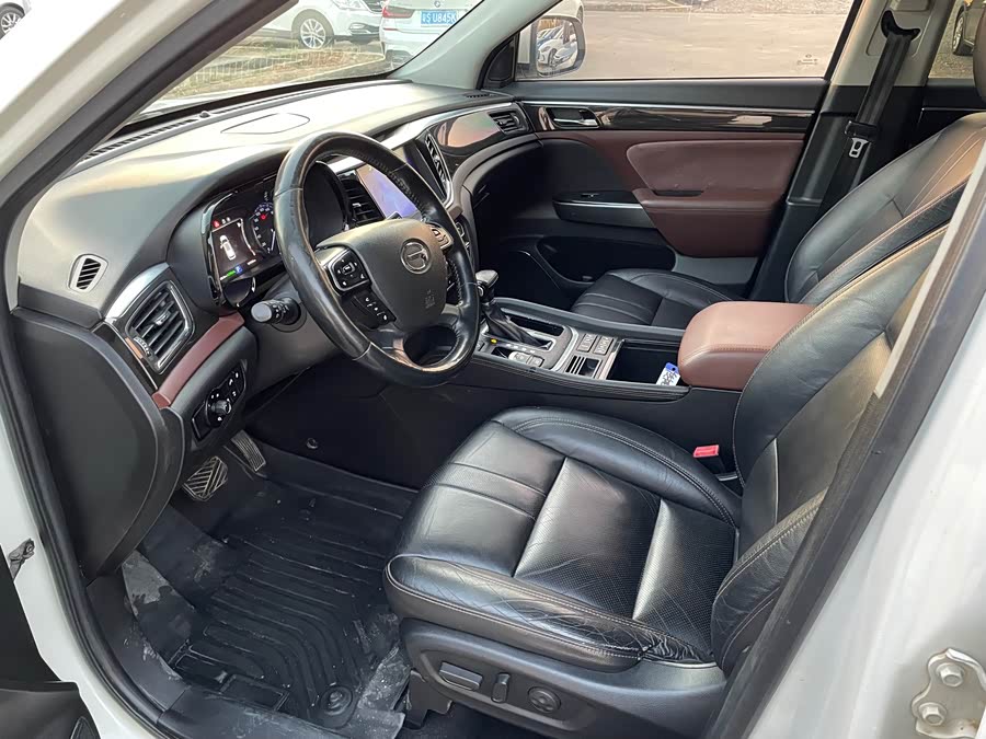 GAC Trumpchi GS8 2018 car image #9