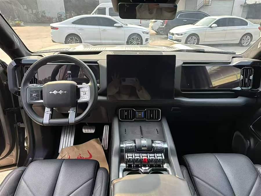 FangChengBao Leopard 8 2025 car image #9