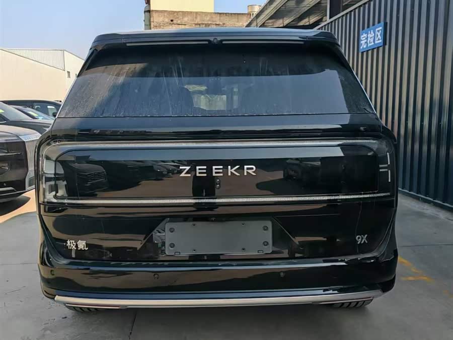 Zeekr 9X 2025 car image #9