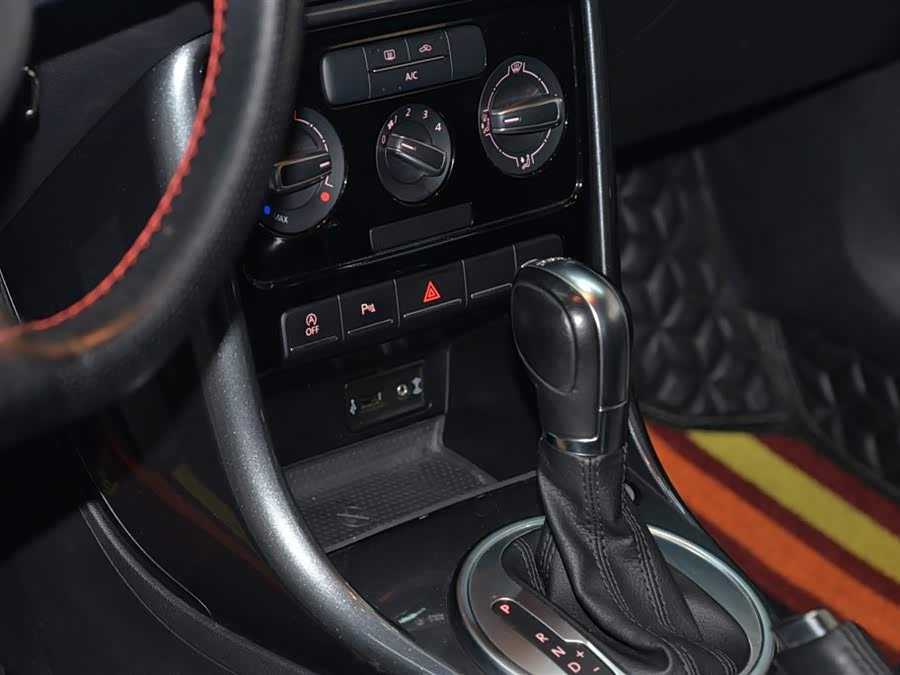 Volkswagen Beetle 2017 immagine di auto #9