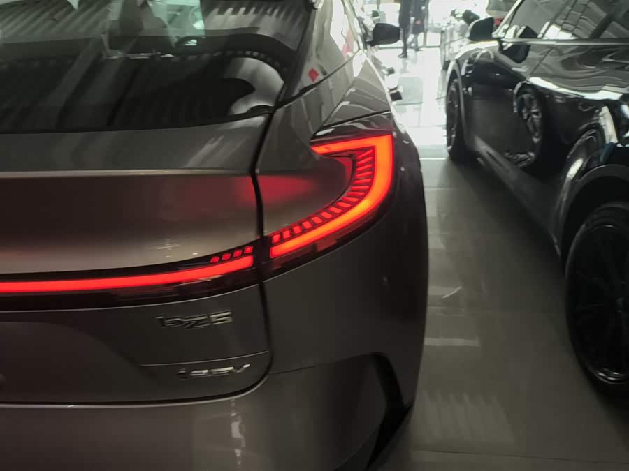 Toyota bZ5 2025 car image #9