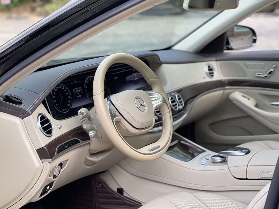 Mercedes-Benz S Class 2014 car image #9
