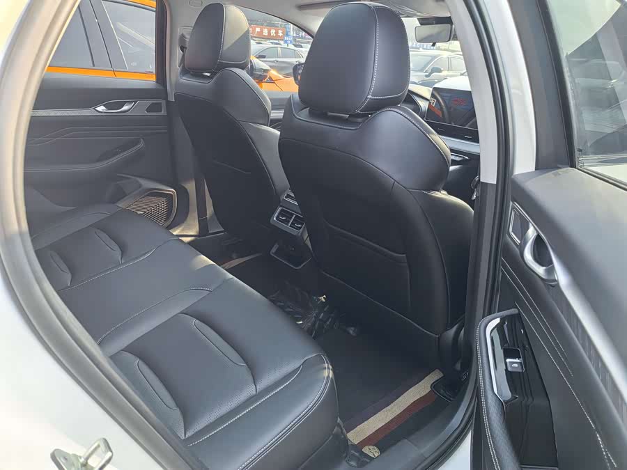 Preface 2022 car image #9