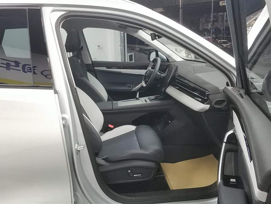 GEELY Boyue L 2025 imagem de carro #9