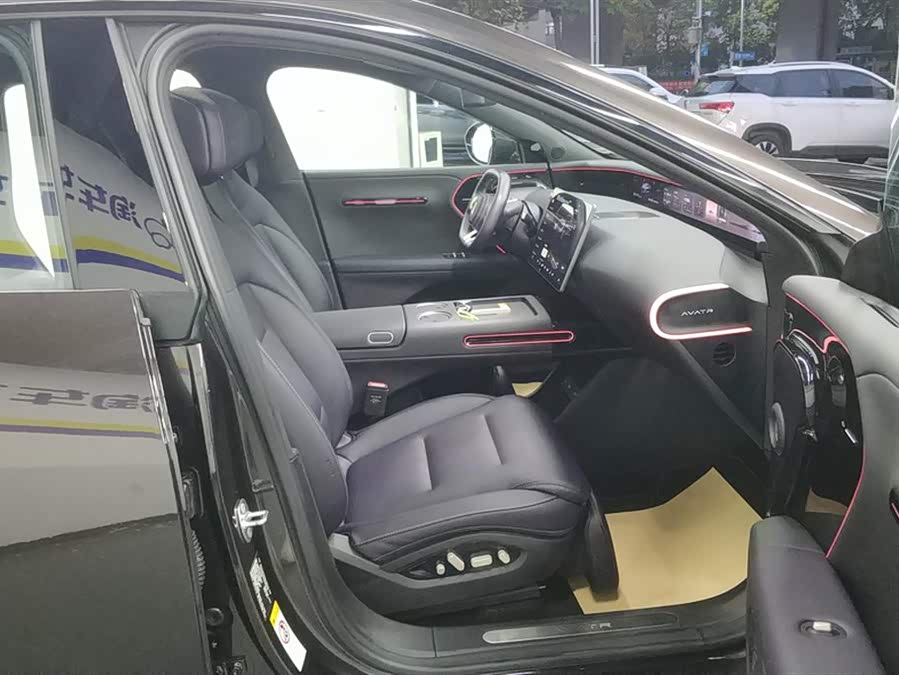 Avatr 07 2025 car image #9