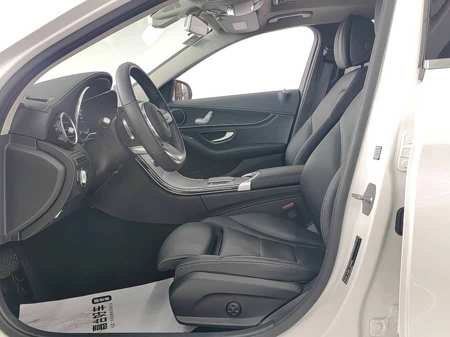 Mercedes-Benz C Class 2020 car image #9