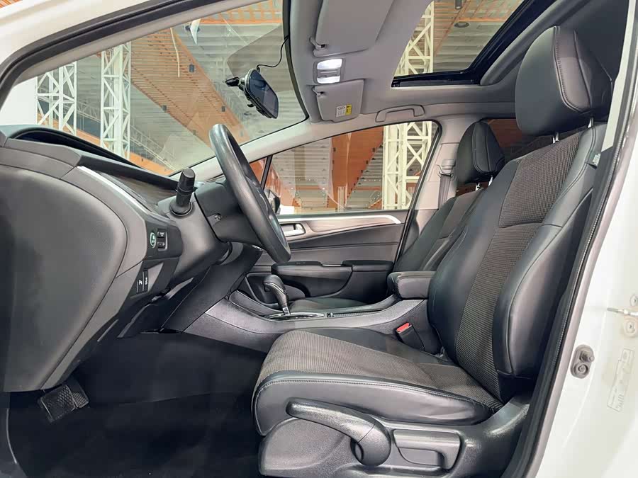 Honda Jade 2018 car image #9