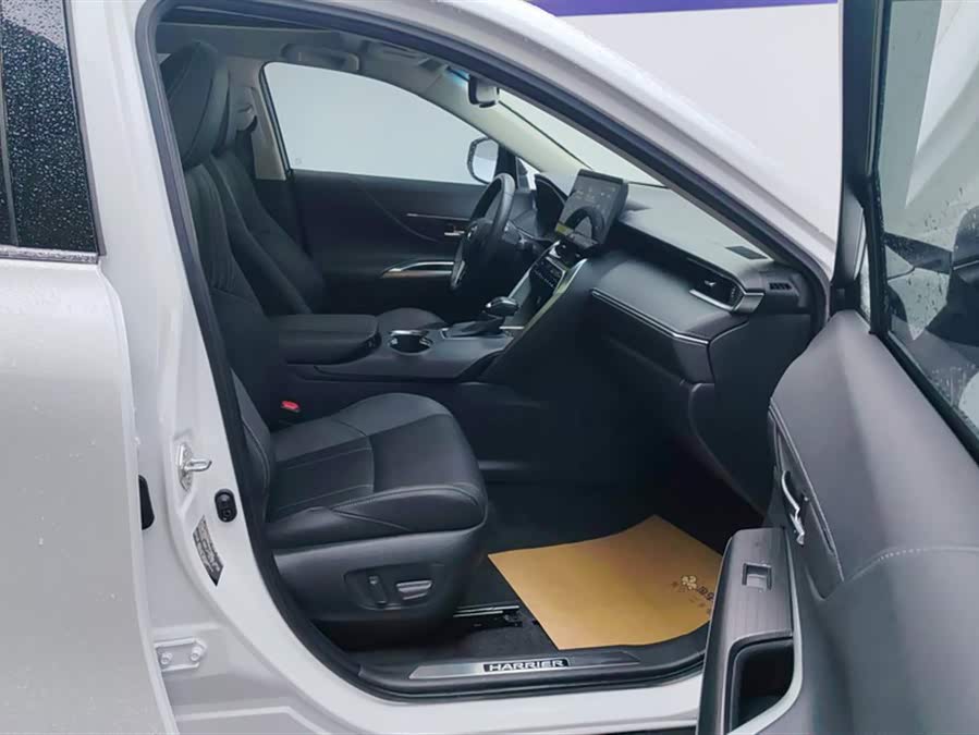 Toyota Harrier 2022 immagine di auto #9