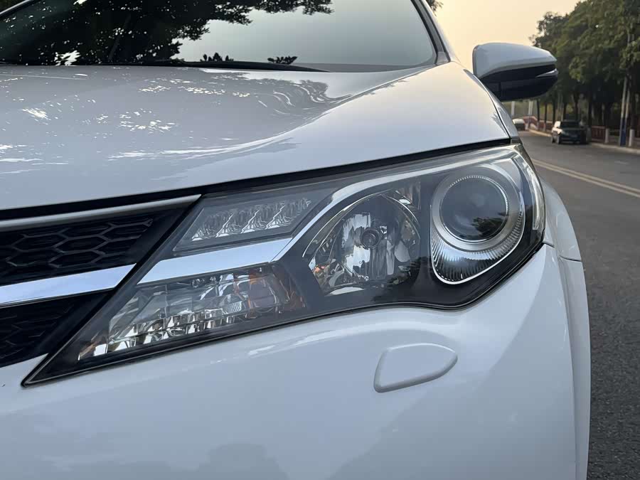 丰田 RAV4荣放 2013 汽车图片 #9