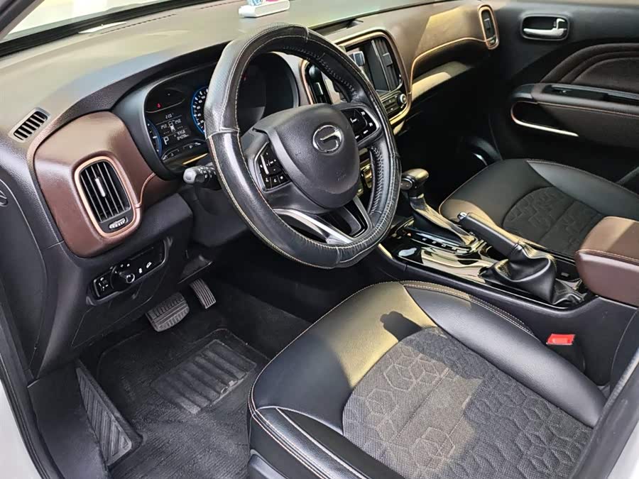 GAC Trumpchi GS3 2019 #9 GAC Trumpchi GS3 2019 car image #9