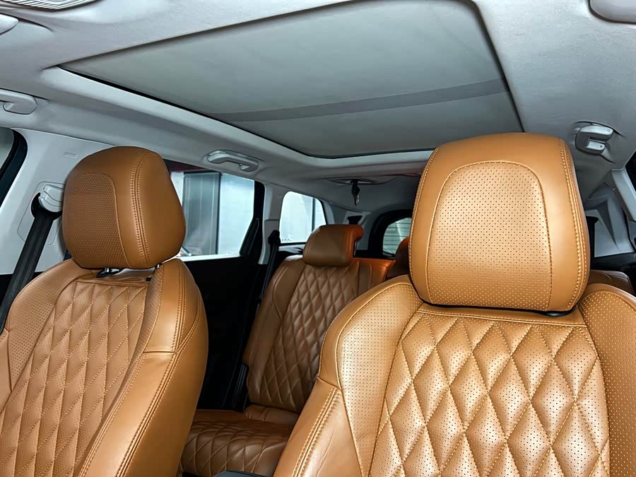 Peugeot 5008 2017 car image #9