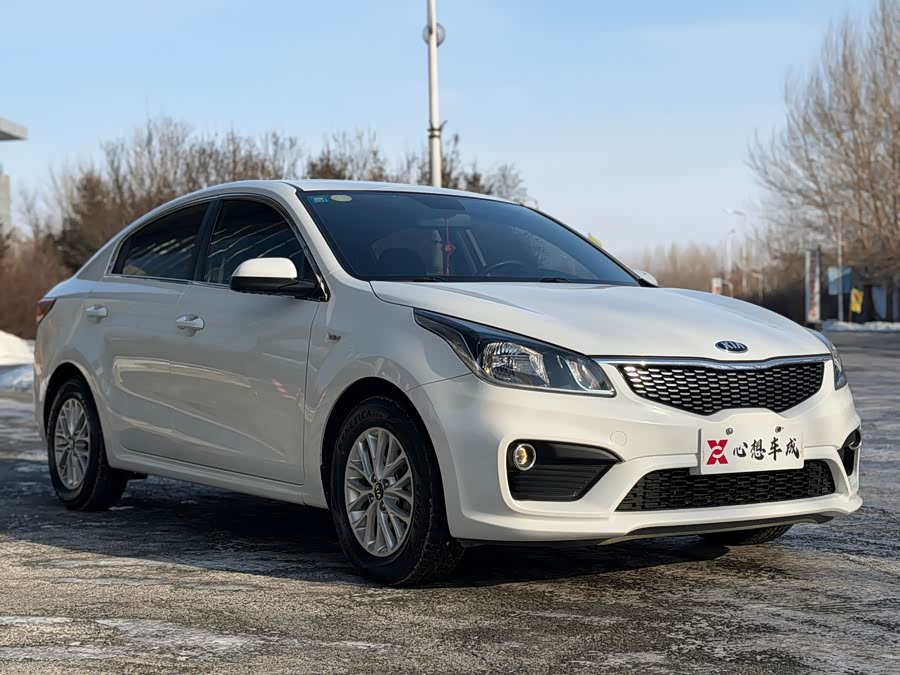 Kia K2 2018 imagen de coche #9