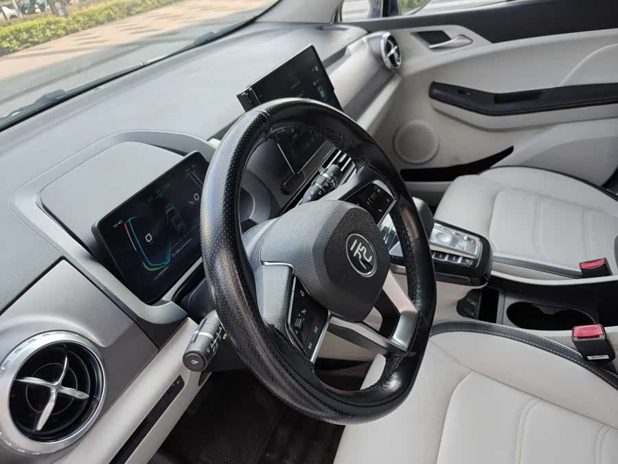 BYD Yuan Pro 2022 car image #9