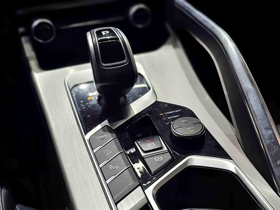 GEELY Coolray New Energy 2021 #9 GEELY Coolray New Energy 2021 car image #9