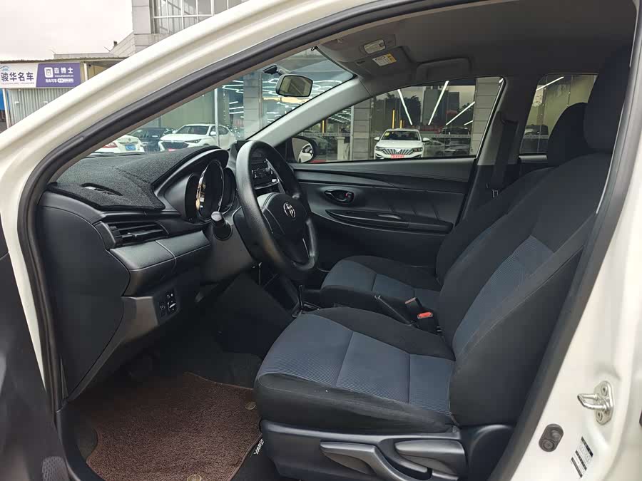 Toyota Yaris L Zhixiang 2018 صورة سيارة #9