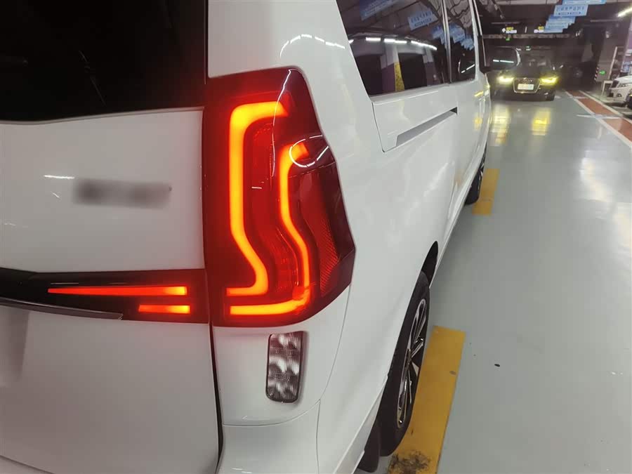 Forthing M7 2022 #9 Forthing M7 2022 immagine di auto #9