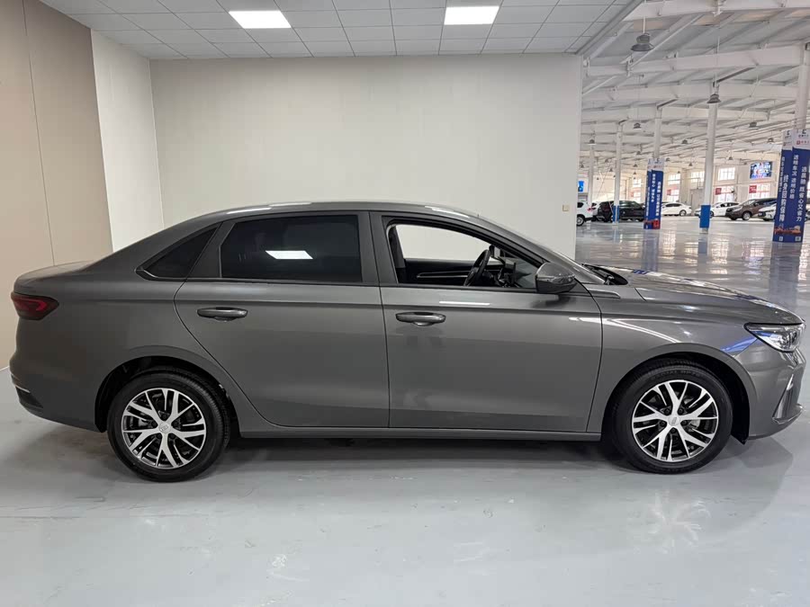 GEELY Emgrand 2024 car image #9