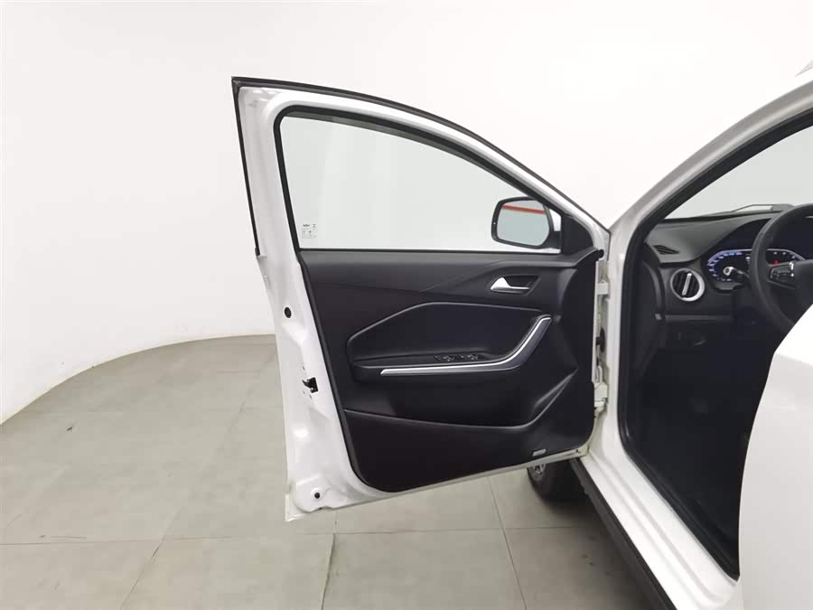 Chery Tiggo 3x 2019 car image #9
