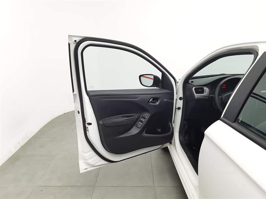 Citroen C-Elysée 2016 car image #9