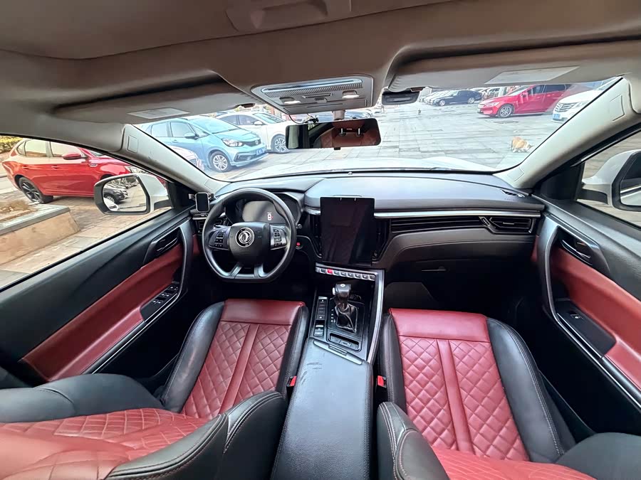 Forthing T5 2020 #9 Forthing T5 2020 imagem de carro #9