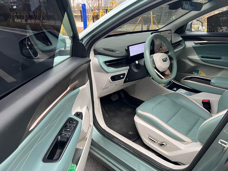 GEELY 2023 car image #9