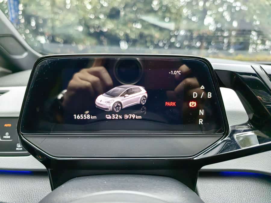 Volkswagen ID.3 2022 #9 Volkswagen ID.3 2022 car image #9