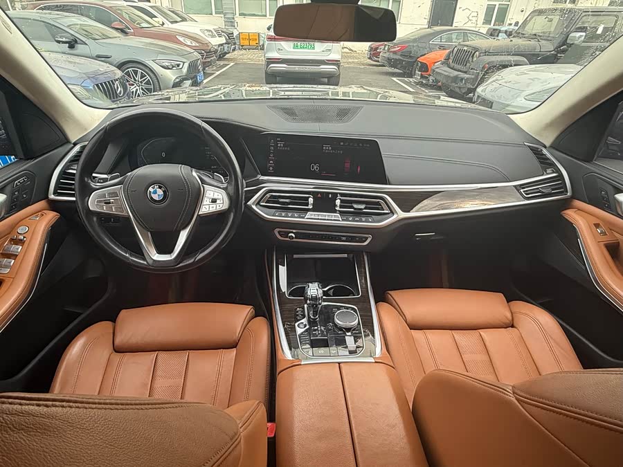BMW X7 2019 #9 BMW X7 2019 car image #9