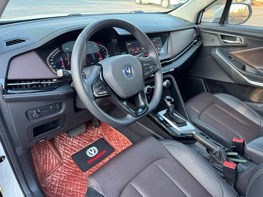 Changan CS15 2019 #9 Changan CS15 2019 immagine di auto #9