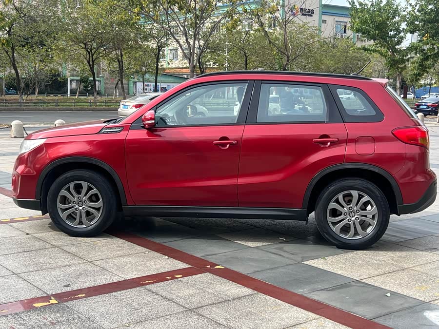 铃木 维特拉 2015 汽车图片 #9