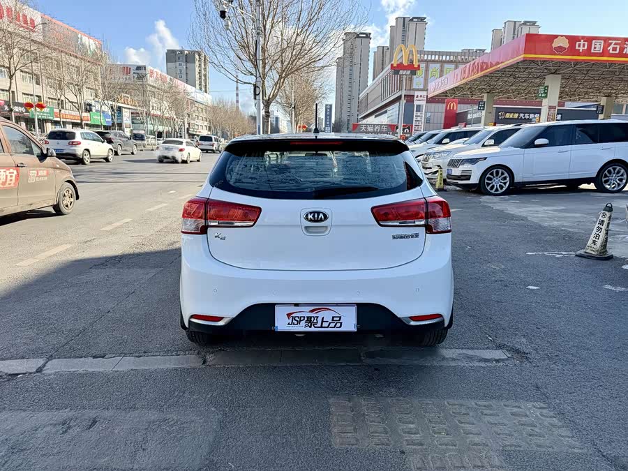 Kia K2 2015 imagen de coche #9