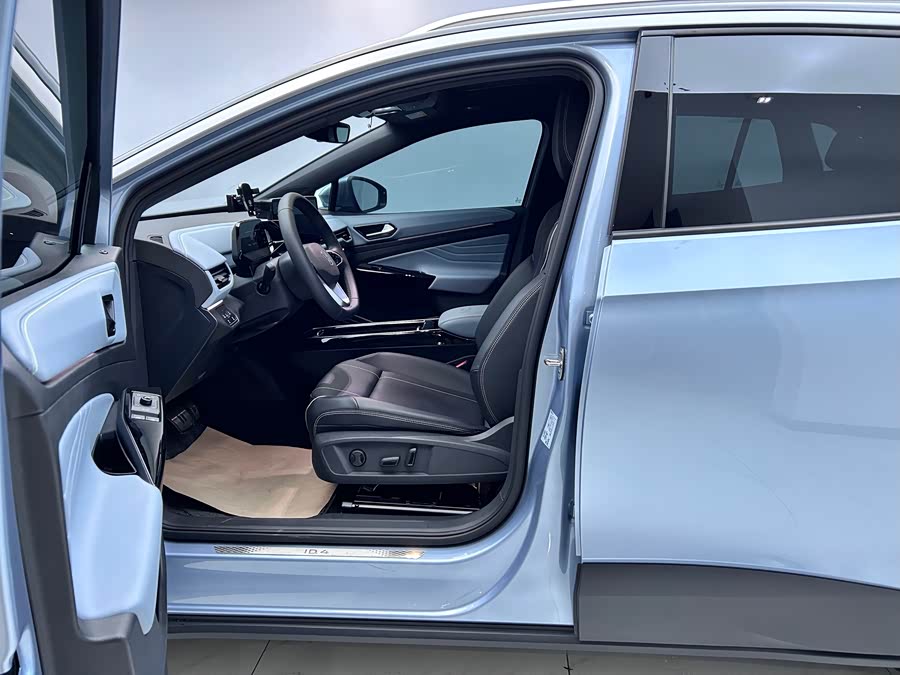 Volkswagen ID.4 X 2024 immagine di auto #9