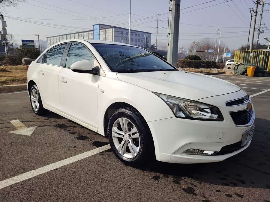 Chevrolet Cruze 2016 immagine di auto #9