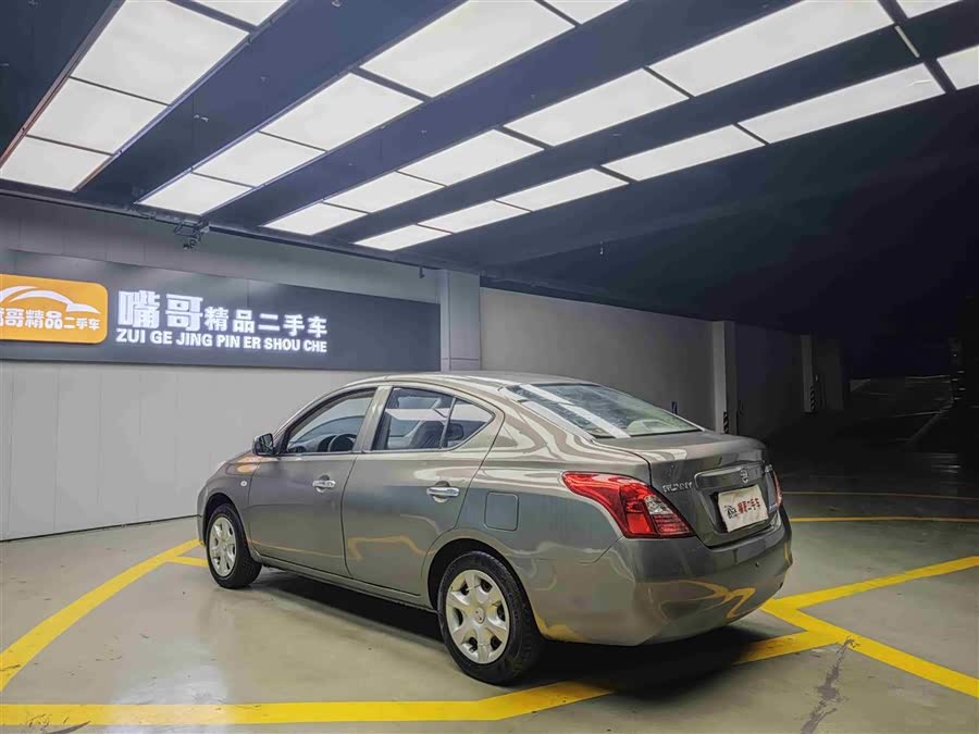 Nissan Sunny 2012 #9 Nissan Sunny 2012 car image #9