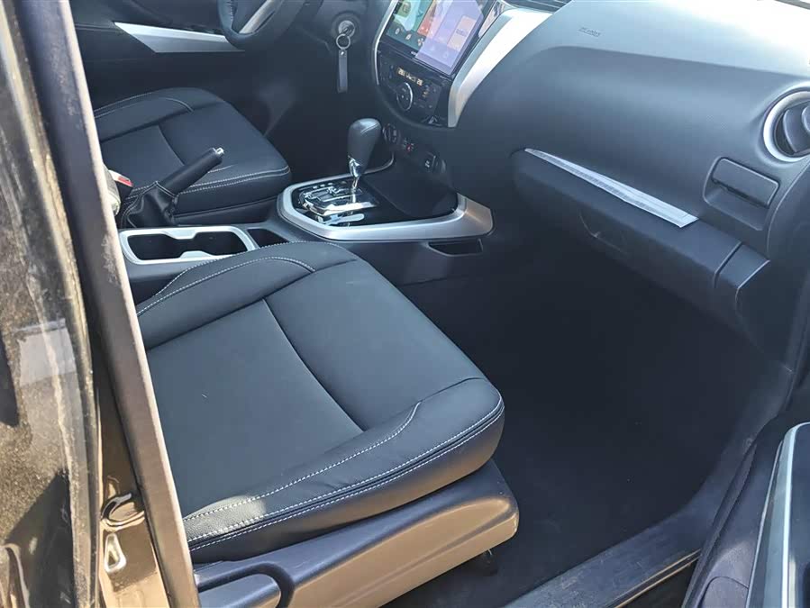 日产 纳瓦拉 2019 汽车图片 #9