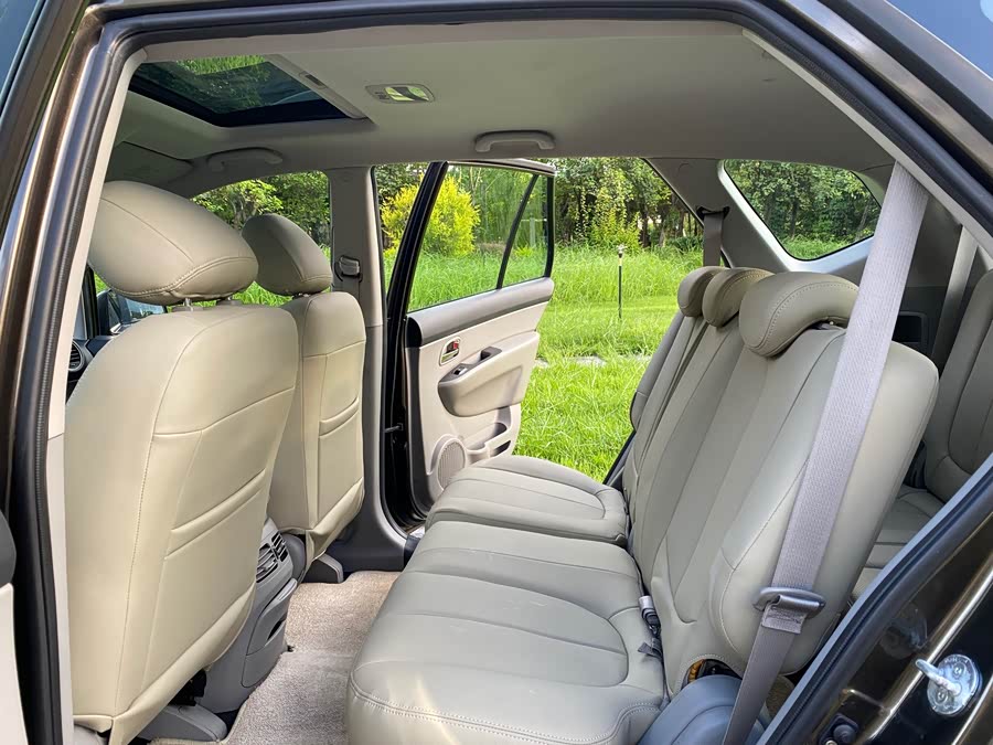 Kia Carens 2012 immagine di auto #9