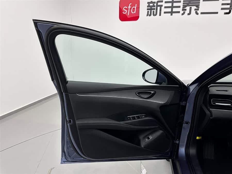 BYD Seal 06 New Energy 2025 car image #9