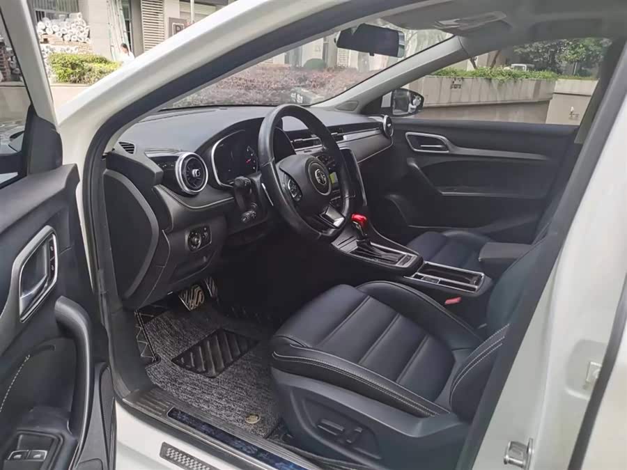 MG 6 2018 car image #9